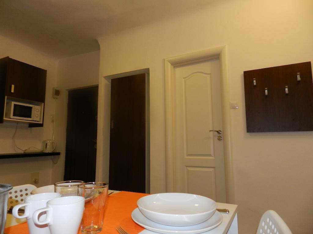 Studio S. Appartamento Braşov Esterno foto